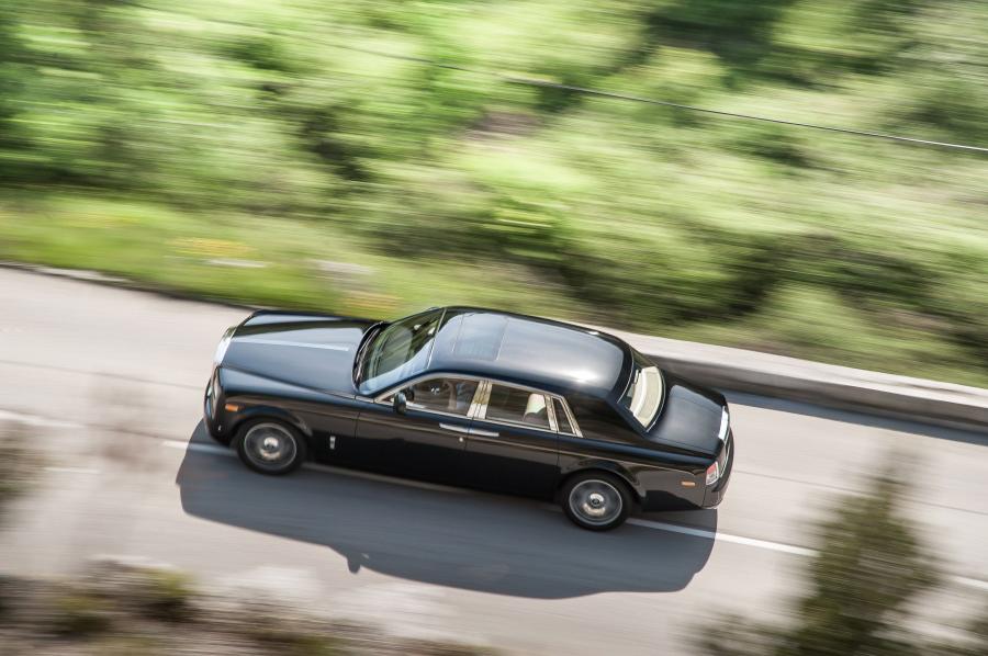  Rolls-Royce Phantom 2012 года  (фото 33 из 38)